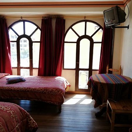 Hotel Las Kantutas Copacabana  Ngoại thất bức ảnh